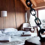 Castle Boutique & Hotel