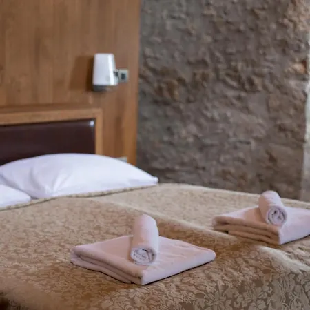 Castle Boutique & Hotel