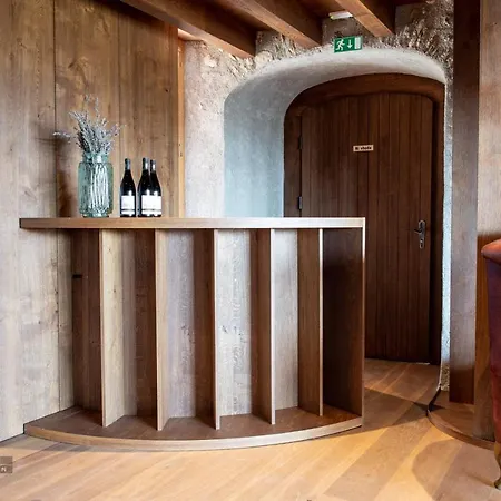 Castle Boutique & 4*