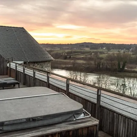 Castle Boutique & Hotel Vinica