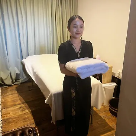 Castle Boutique & 4*