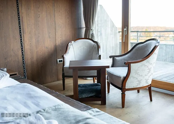 Castle Boutique & 4*