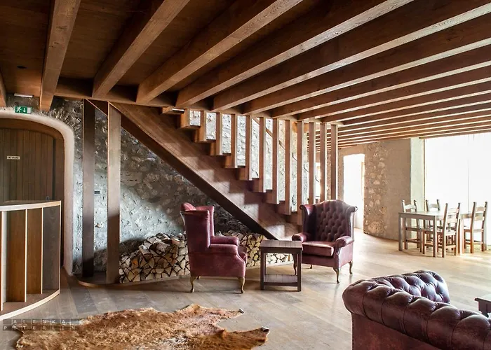 Castle Boutique & 4*