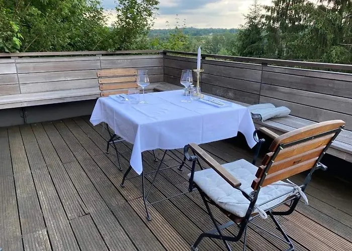 Castle Boutique & 4* Vinica