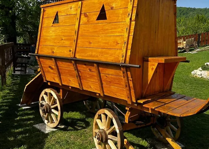 Castle Boutique & Hotel Vinica